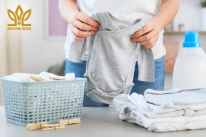 Giặt quần áo cho trẻ sơ sinh thế nào? 15 giat-do-cho-tre-so-sinh-2